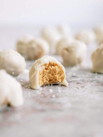 peanut butter snowballs